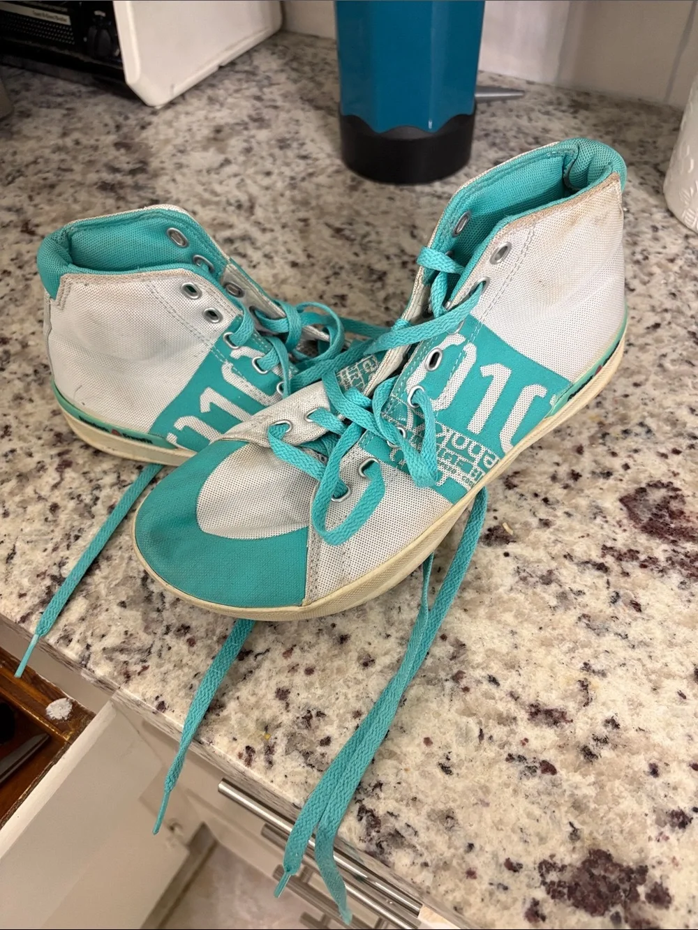 Reebok Teal and White Women’s High-Top Athletic Sneakers